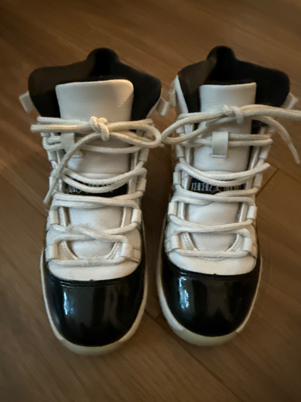 Jordan11 - Picture 3 of 5